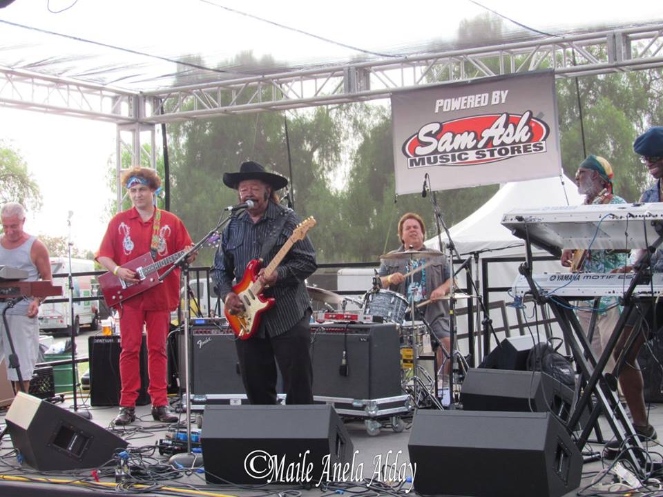 Guitar Shorty pic04