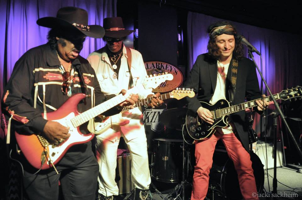 Guitar Shorty pic09